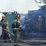 В переулке Новосибирском от огня пострадали два дома