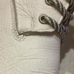 За растрескавшиеся ботинки продавец вернёт ачинке их трёхкратную стоимость