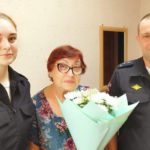 Канской пенсионерке оперативно вернули потерянную с 300 000 рублей сумку