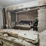 Взорвавшийся баллон средства от тараканов разнёс две квартиры и травмировал женщину