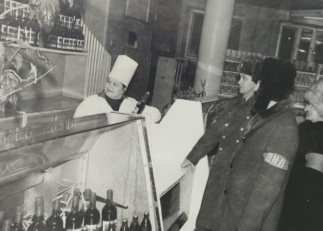 Проверка законности реализации ликеро-водочной продукции