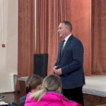 Глава Ачинского округа Игорь Титенков начал проводить сходы граждан