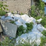 В Ачинске в одном из гаражных обществ нашли мешки с подозрительным содержимым